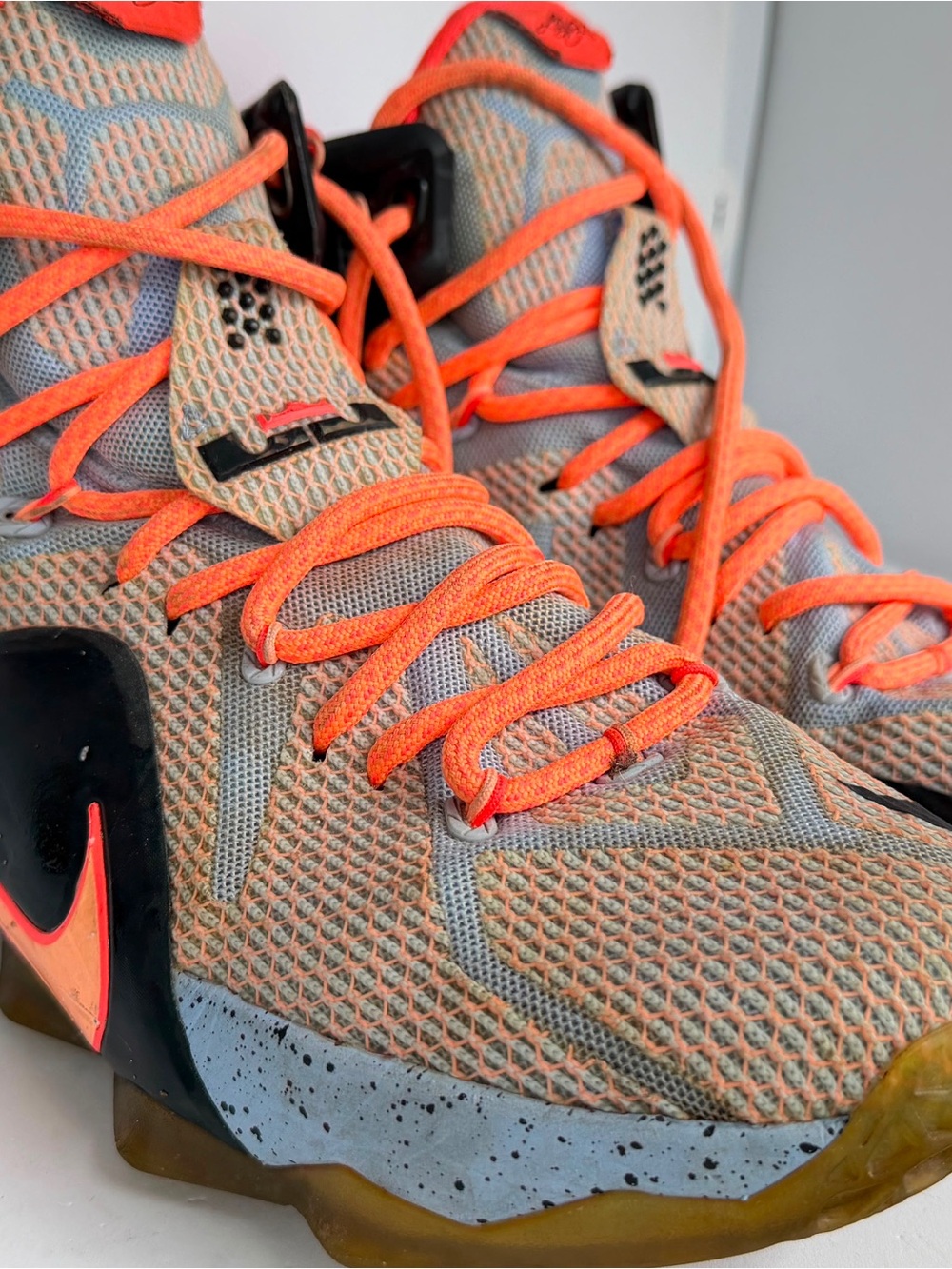 Nike Lebrom 12 grey Orange black gum sole basketball size 9 - Picture 2 of 6